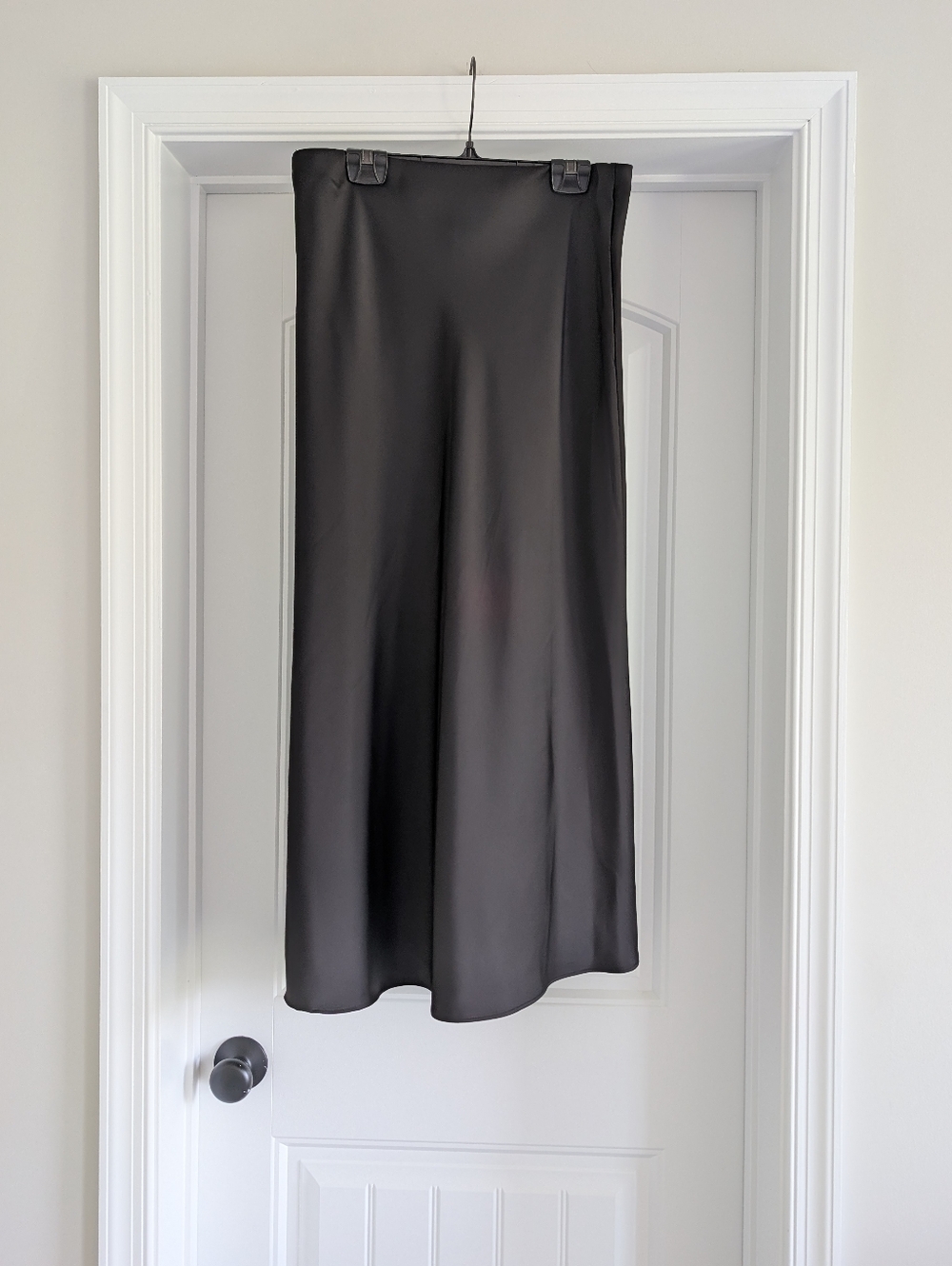 Zara | Black Women's Satin Midi Skirt